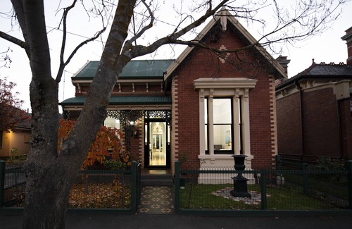 Ballarat House | Charming Historic Home With Modern Interior - In The Heart Of Ballarat