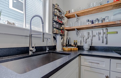 Wilmington Cottage | Charming Historic Empie-Possion Cottage