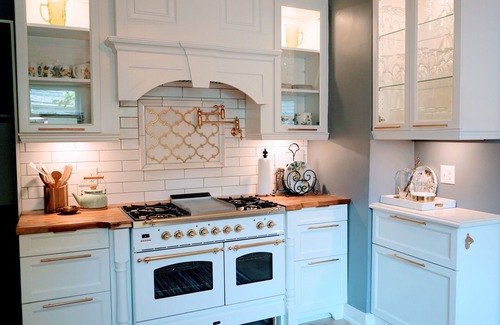Marietta House | Charming Historic Home - 5 min walk to historic shopping square.