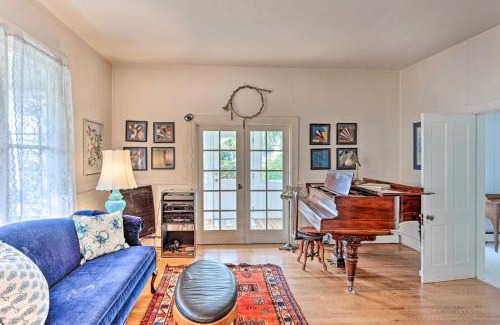 Federal Way House | Charming Historic Retreat Near Poverty Bay!