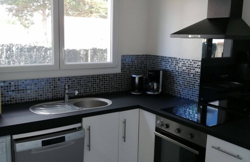 Notre-Dame-de-Monts Ski Chalet | Charming house at 500 m from the coast for 4