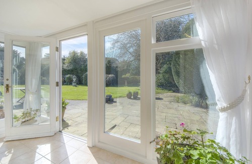 Pulborough House | Charming Holiday Cottage in Fittleworth – Perfect for a Countryside Getaway