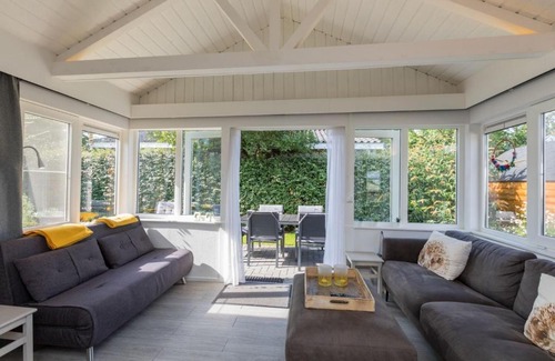 Oostkapelle House | Charming holiday home in Oostkapelle close to the beach and forest