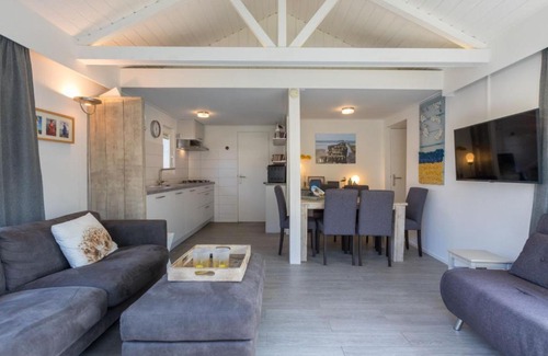 Oostkapelle House | Charming holiday home in Oostkapelle close to the beach and forest