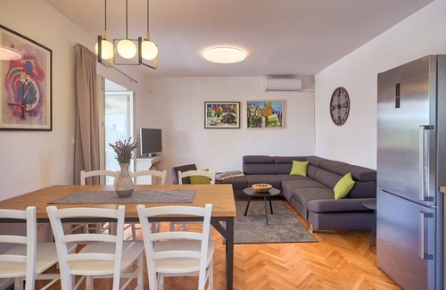 Kras House | Charming holiday house Crassula, your ideal family holiday