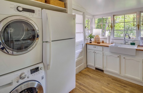West Side Historic District Cottage | Charming Home < 2 Mi to Downtown Hendersonville!