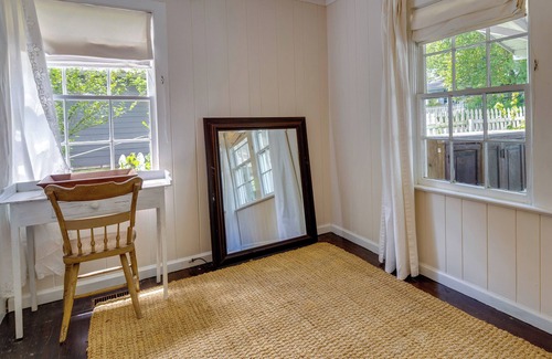 West Side Historic District Cottage | Charming Home < 2 Mi to Downtown Hendersonville!