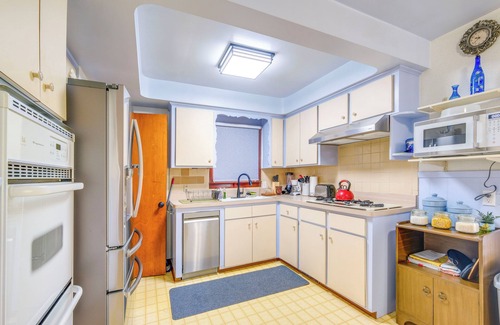 South Euclid House | Charming Home - 4 Mi to Euclid Creek Reservation
