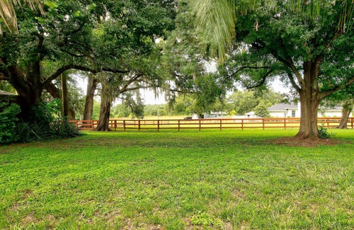 Cypress Gardens House | Charming Home 5 Minutes From Legoland