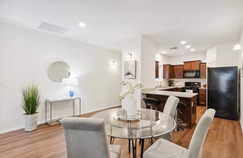 North Valley House | Charming home in North Valley!