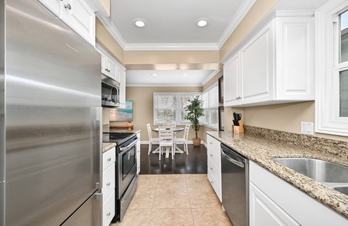 Corona del Mar House | Charming home in Corona Del Mar near everything