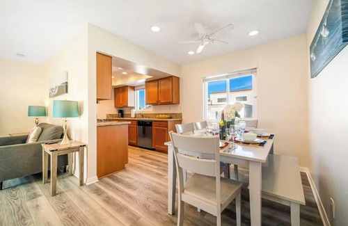 Newport Beach Apartment | Charming Home Just Steps from the Beach – 2-Bedroom, Private Back Patio, & Free WiFi