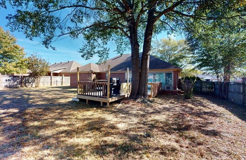 Conway House | Charming home with indoor fireplace, outdoor firepit, and private washer/dryer