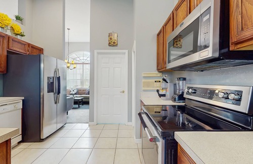 Ridgewood Lakes House | Charming home with private pool and space for the whole family