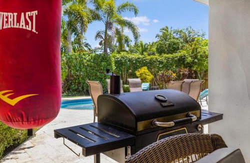 Biscayne Park House | Charming Home with Pool in Biscayne Park