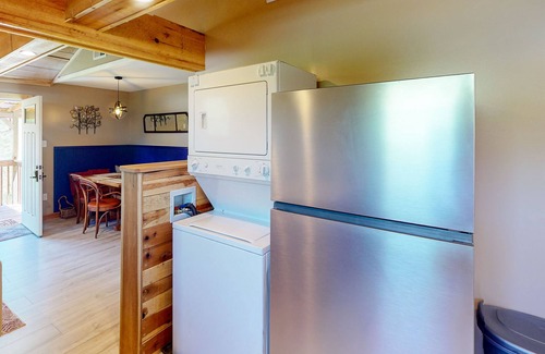 Weaverville House | Charming home with grill, deck, & washer/dryer - near Asheville