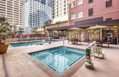 Downtown Seattle Hotel | Charming hotel in delightful Seattle with WiFi, AC, fitness room