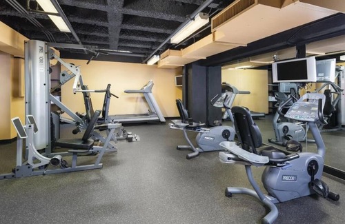 Downtown Seattle Hotel | Charming hotel in delightful Seattle with WiFi, AC, fitness room