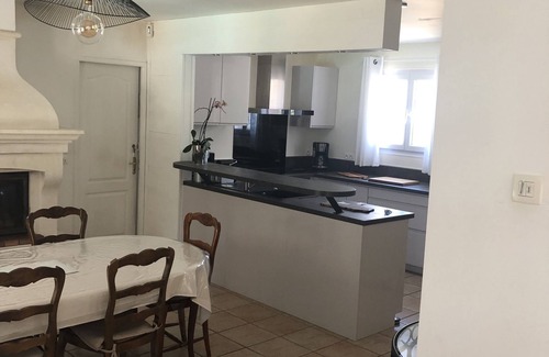 La Roquebrussanne House | Charming house, countryside setting. Private swimming pool