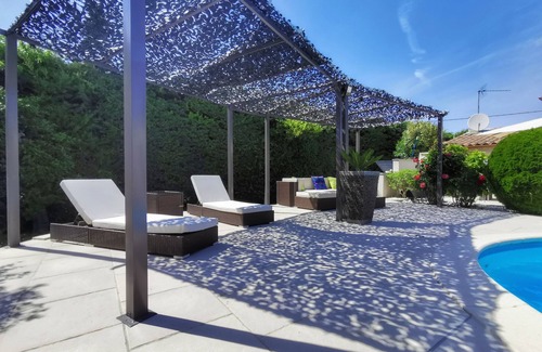 Rochefort-du-Gard House | Charming house surrounded by vineyards