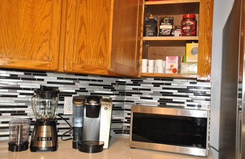 Beaverton House | Charming house for 19. Huge beds, bathrooms on main floor.