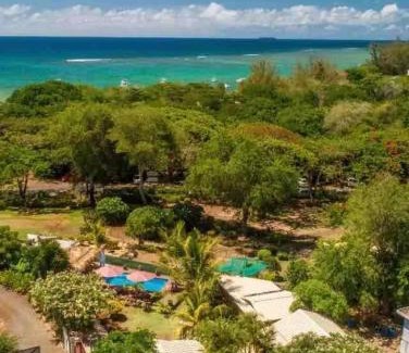 Albion House | Charming House in Albion with Shared Pool