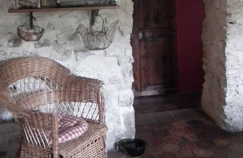 Barizey Cottage | Charming house in Burgundy near Givry free and W. E and holidays