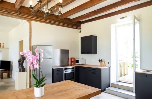 Coubjours House | Charming House in Coubjours with Pool