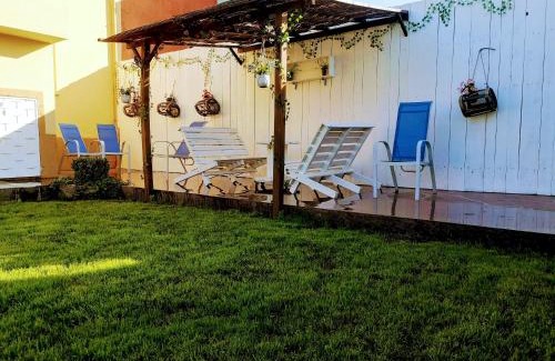 Boiro House | Charming House in Esteiro with Garden and Terraces