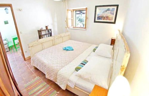 Cove Basina (Jelsa) House | Charming House Selca + BBQ