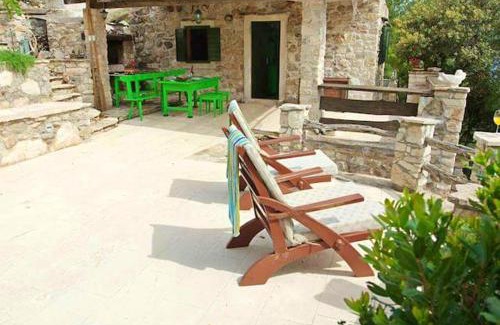 Cove Basina (Jelsa) House | Charming House Selca + BBQ