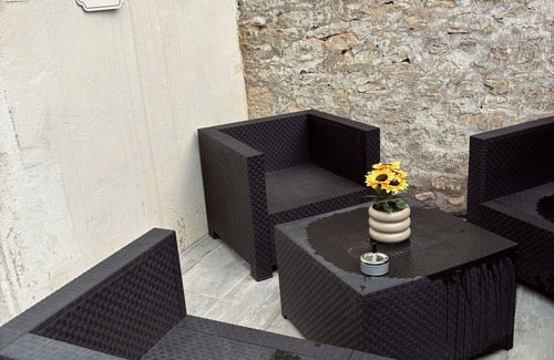 La Maison-Dieu House | Charming house with cosy terrace