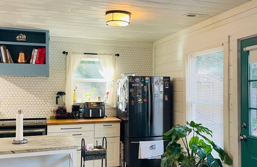 Southwest Raleigh House | Charming house w/spacious backyard, 7 minutes to downtown Raleigh