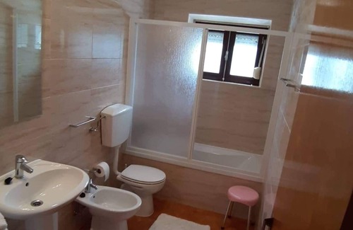 Alcobaca House | Charming House with Beautiful View