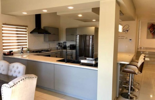 Lomas de Valle Verde House | Charming House With Beautiful City View