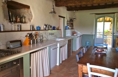San Venanzo House | Charming house with piano and swimming pool 20 minutes from Todi