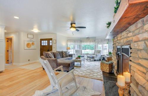 Sagle House | Charming Idaho Home with Hot Tub, Near Beaches!