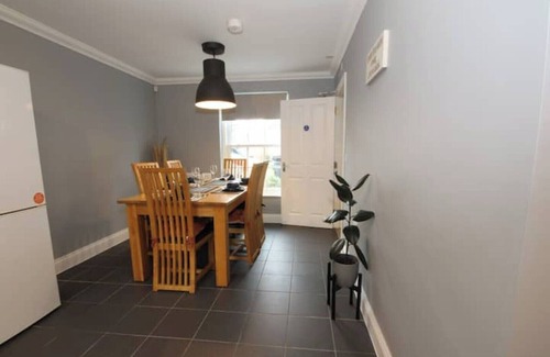 Ipswich House | Charming Ipswich Retreat/Cosy stay in a great location
