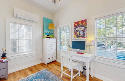 Old Town Cottage | Charming island cottage with sunny patio, modern kitchen, AC & dog friendly yard