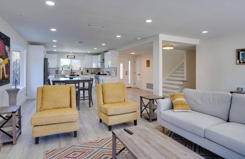 Laguna Hills House | Charming Laguna Hills Home Near Theme Parks!