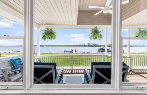 Millersport House | Charming lakefront cottage with beautiful views and central location.
