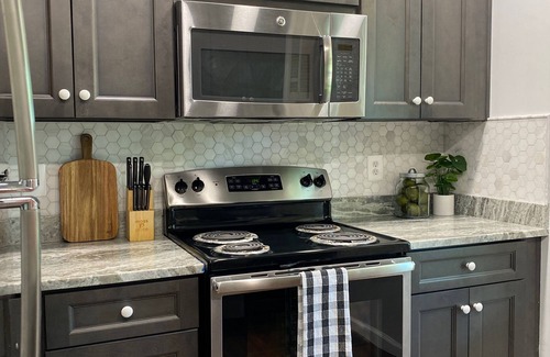 New Baltimore House | Charming Lakefront Vacation Rental