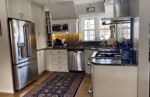 Bemus Point House | Charming Lakeside cottage , will sleep 10/11