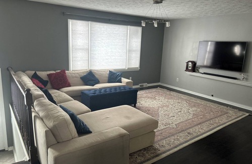 Lexington House | Charming Lexington Home – Near Keeneland & Downtown!
