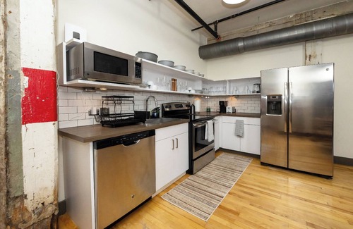 Old City Condo | Charming Loft in the Historic White Lily Building - Old City, Knoxville