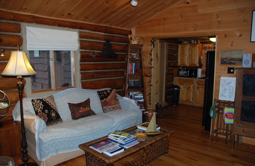 Bolton Landing Cabin | Charming Log Cabin Overlooking Lake George