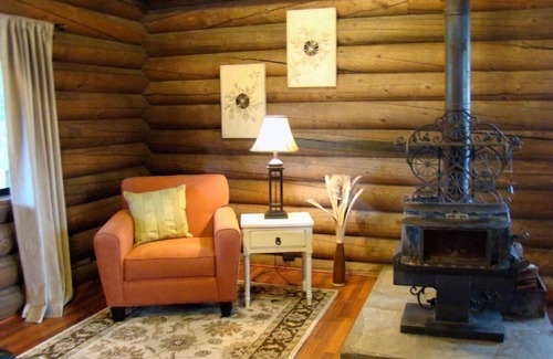 Temecula Cabin | Charming Log Cabin in the Heart of Wine Country