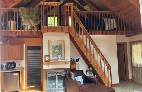 Harrison House | Charming Maine cottage & guest house with easy water access on Long Lake!