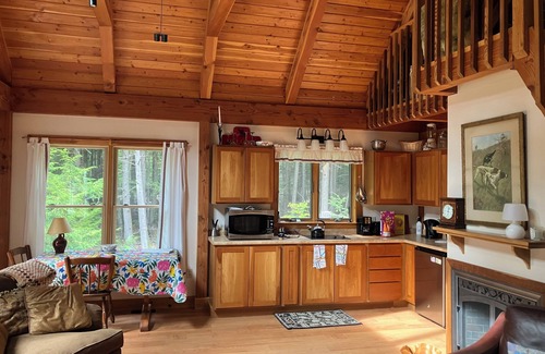 Harrison House | Charming Maine cottage & guest house with easy water access on Long Lake!