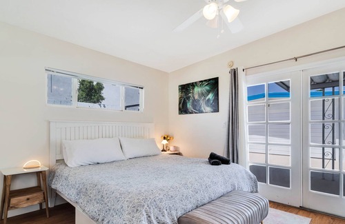 Araby Commons House | Charming Mid-Century House w/ Pool and Garden